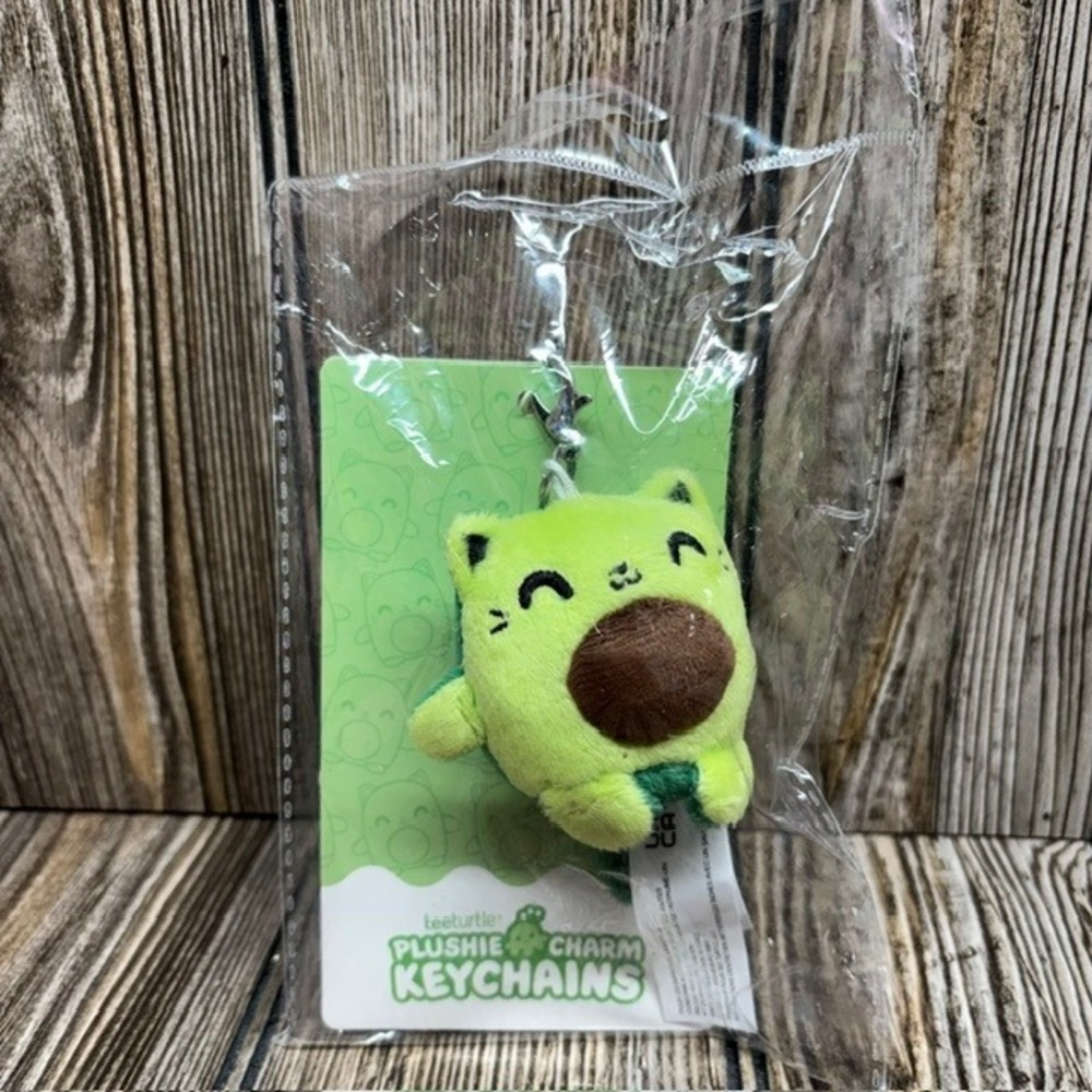 NEW Rare TeeTurtle Charm Keychain Clip Happy Avo-Cat-O Avocado Cat Plush 2"